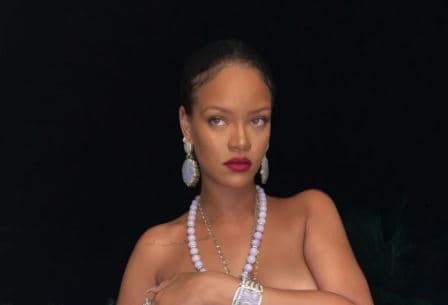 रिहाना ने करवाया फोटोशूट, गले में दिखा भगवान गणेश का पेंडेंट, आईं ट्रोलर्स के निशाने पर