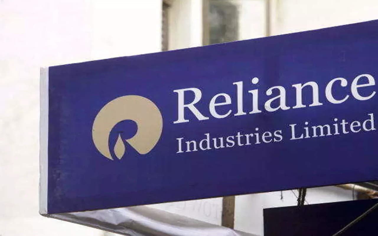 Jio Financial Services: वित्तीय इकाई को अलग करेगी रिलायंस, इस नाम से कराएगी लिस्ट