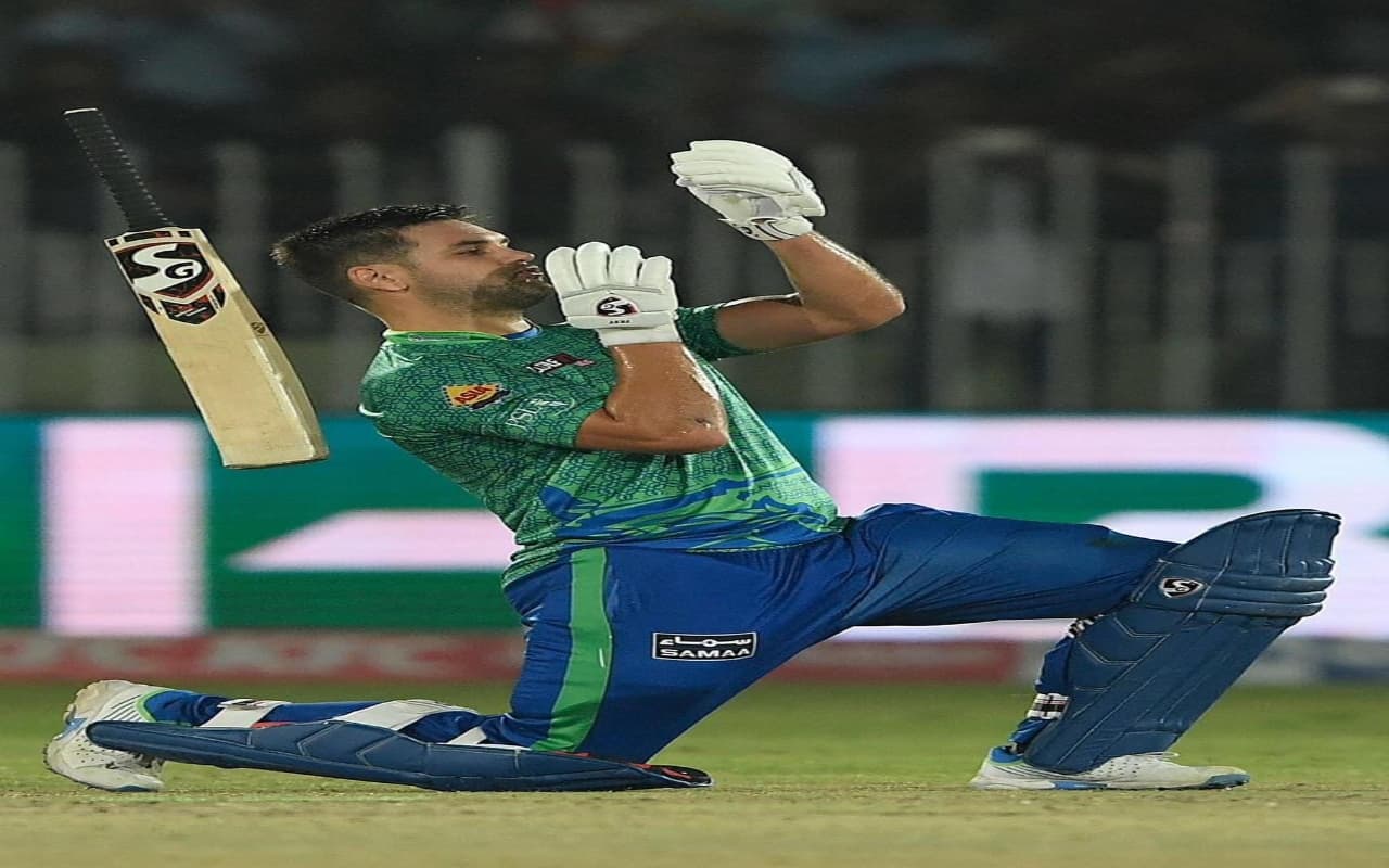 दिल्ली कैपिटल्स के इस बल्लेबाज ने IPL से पहले PSL में बल्ले से मचाया कोहराम, बैटिंग देख बाबर आजम की फटी आंखें