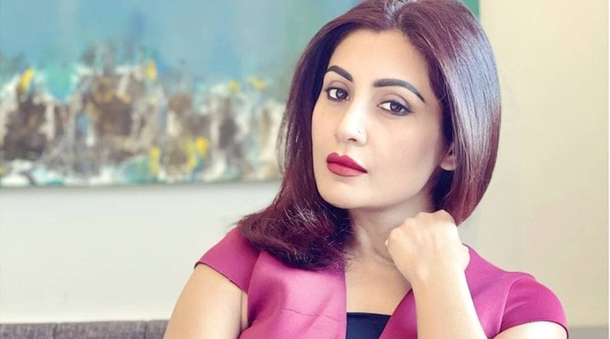 Rimi Sen: ठगी की शिकार हुईं ‘धूम’ एक्ट्रेस रिमी सेन, 4.40 करोड़ का लगा चूना, जानें पूरा मामला