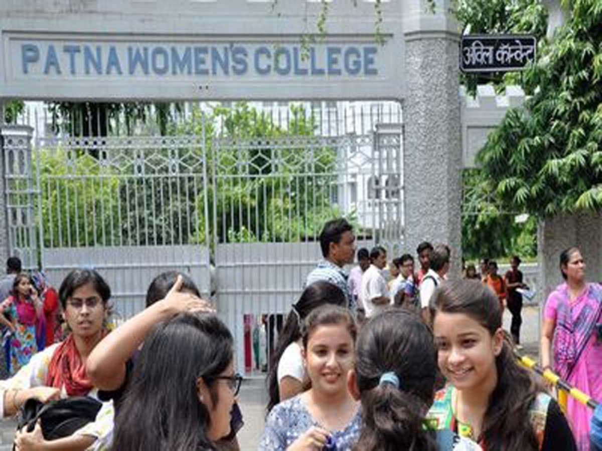 पटना वीमेंस कॉलेज में जीन्स-टॉप पर बैन, छात्राओं के लिए नया ड्रेस कोड जारी
