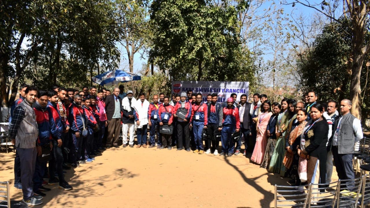 बाइक रैली राइट टू एजुकेशन की टीम रांची पहुंची, थैलेसीमिया और पर्यावरण प्रदूषण के प्रति जागरूकता फैला रही