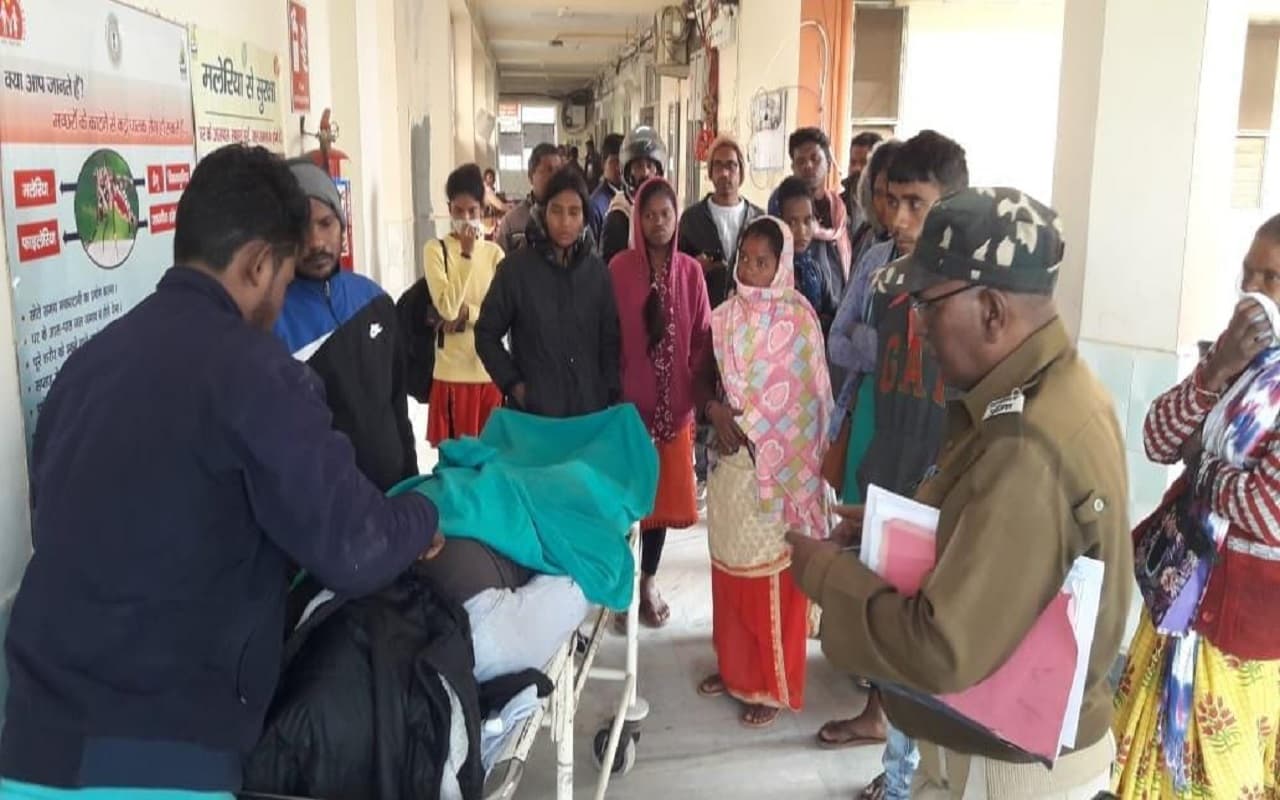 Jharkhand : झारखंड के दुमका में हुए सड़क हादसे में बोकारो के युवक की मौत, NGO में था ब्लॉक को-ऑर्डिनेटर