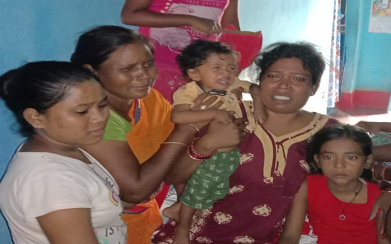 Jharkhand News : झारखंड में सड़क हादसा, बाइक में पेट्रोल भरवाकर घर लौट रहे युवक की ट्रक के रौंदने से मौत