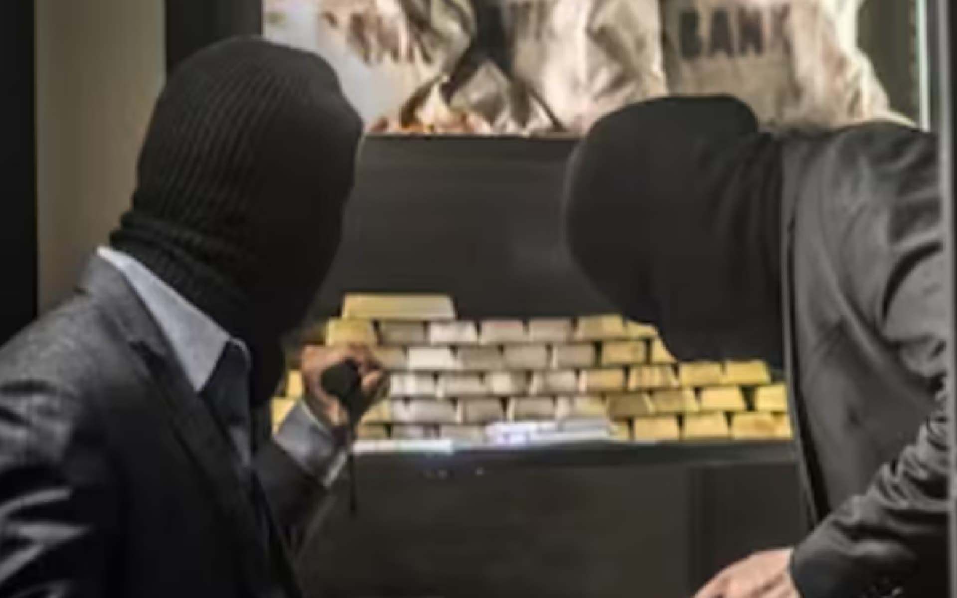 Maharashtra: चोरों ने ज्योतिषी से पूछा चोरी का शुभ मुहूर्त, फिर 1 करोड़ रुपये पर डाला डाका, पांच गिरफ्तार