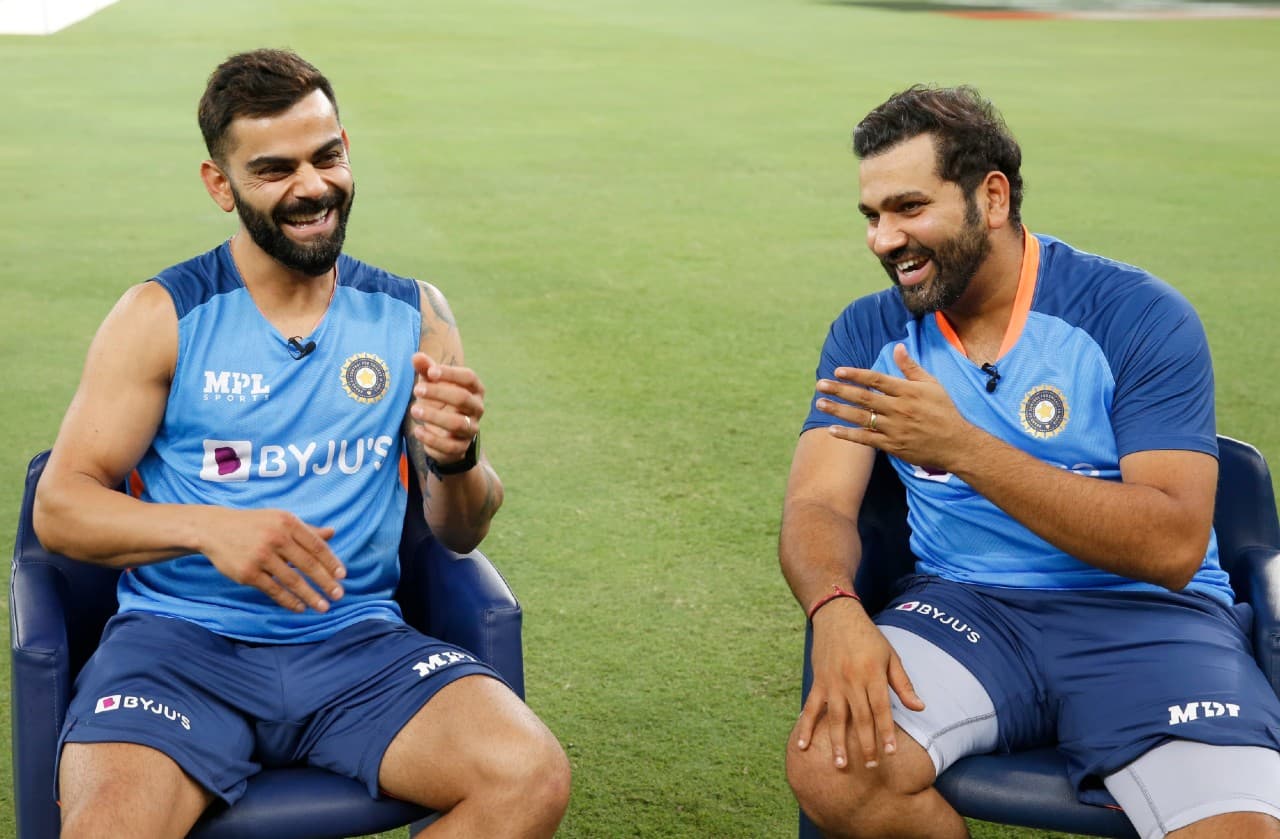 Asia Cup 2022: रोहित शर्मा ने 71वें इंटरनेशनल शतक के बाद लिया विराट कोहली का इंटरव्यू, देखें VIDEO Asia Cup 2022: रोहित शर्मा ने 71वें इंटरनेशनल शतक के बाद लिया विराट कोहली का इंटरव्यू, देखें VIDEO