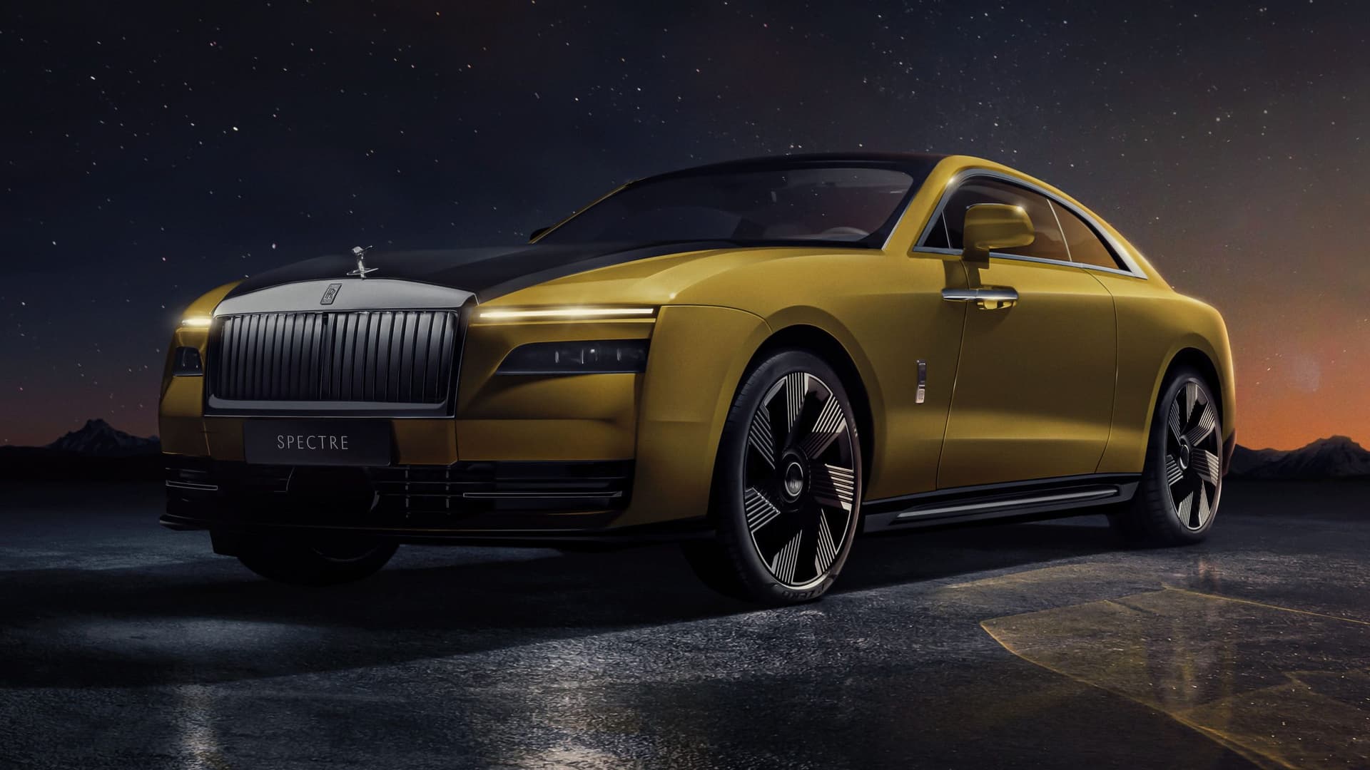 SPECTRE: अपनी पहली इलेक्ट्रिक कार ला रही Rolls Royce, मिलेंगे ये धांसू फीचर्स