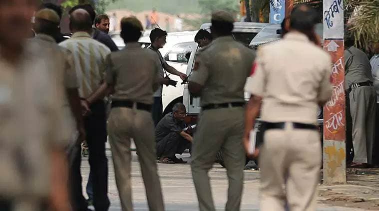आरपीएफ ने हरमू में की छापामारी, अवैध रेल टिकट काटनेवाले एजेंट गिरफ्तार