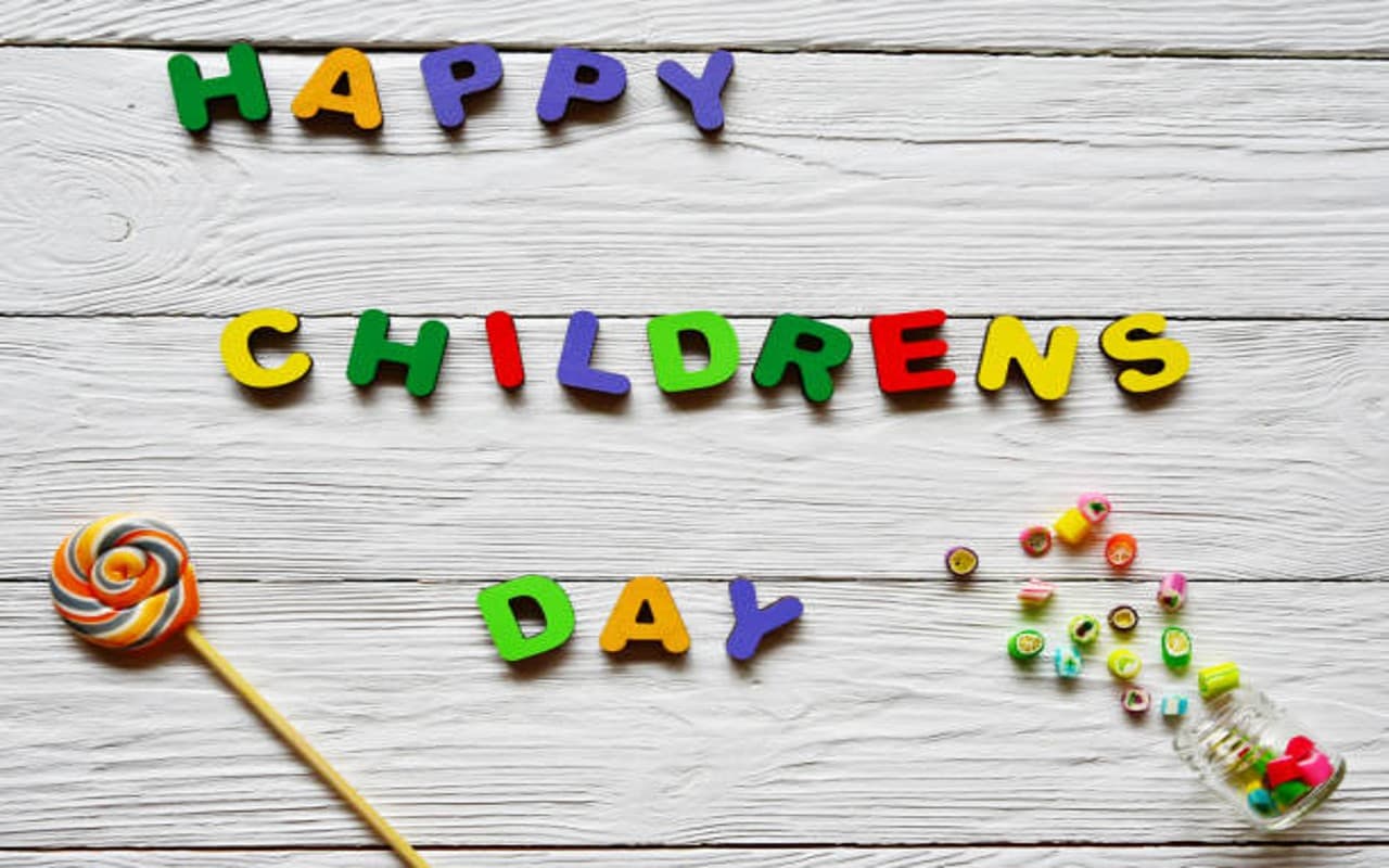 Happy Children's Day 2022: वो बचपन के दिन...बाल दिवस पर दोस्तों को भेजें प्यारा मैसेज