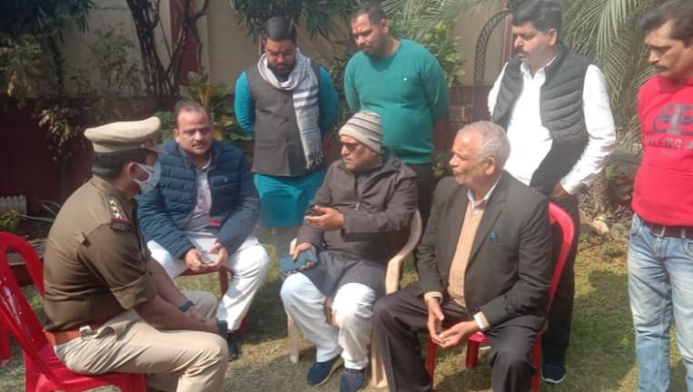 RRB-NTPC Protest: वाराणसी में कांग्रेस नेताओं के घर पुलिस का पहरा, बोले- जब मांगी तब नहीं मिली सुरक्षा