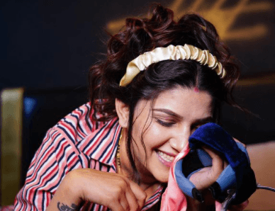 कैट वॉक करते हुए सपना चौधरी ने शेयर की फोटोज, कातिलाना अंदाज में नजर आई हरियाणवी डांसर