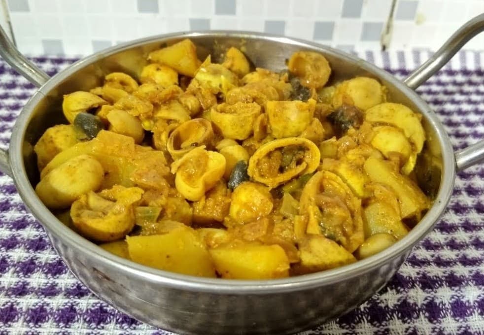 फाइव स्टार होटल तक पहुंचा रुगड़ा, फिर भी पहचान का मोहताज