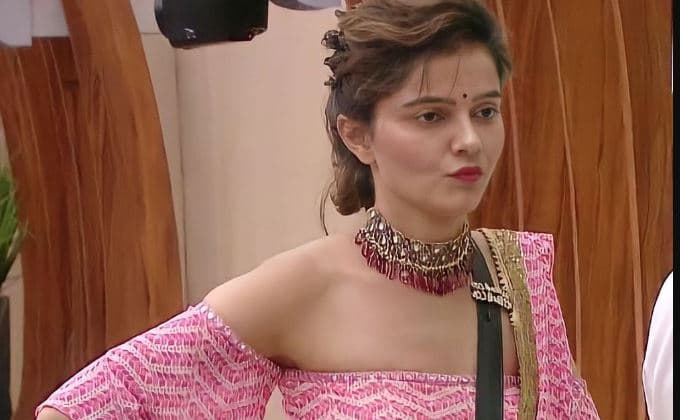 रुबीना दिलैक ने बतायी वजह मीडिया फोटोग्राफर्स को अनदेखी करने की...