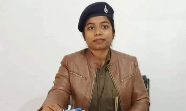 रूपा तिर्की केस: झारखंड हाईकोर्ट से आरोपी दारोगा शिव कुमार कनौजिया को मिली बेल, 6 महीने से है जेल में बंद रूपा तिर्की केस: झारखंड हाईकोर्ट से आरोपी दारोगा शिव कुमार कनौजिया को मिली बेल, 6 महीने से है जेल में बंद