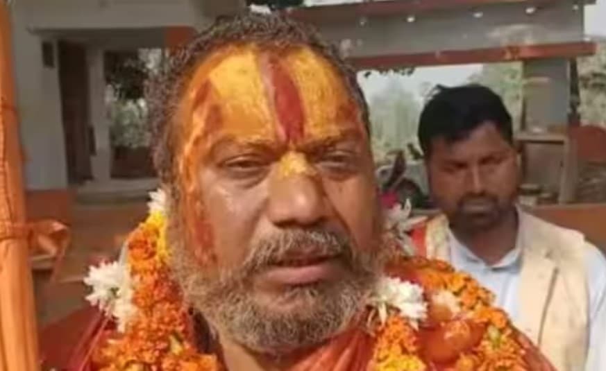 UP News: अयोध्या में जगतगुरु आचार्य ने किया शिलाओं का विरोध, बोले- पत्थरों पर चली छैनी तो छोड़ दूंगा अन्न-जल