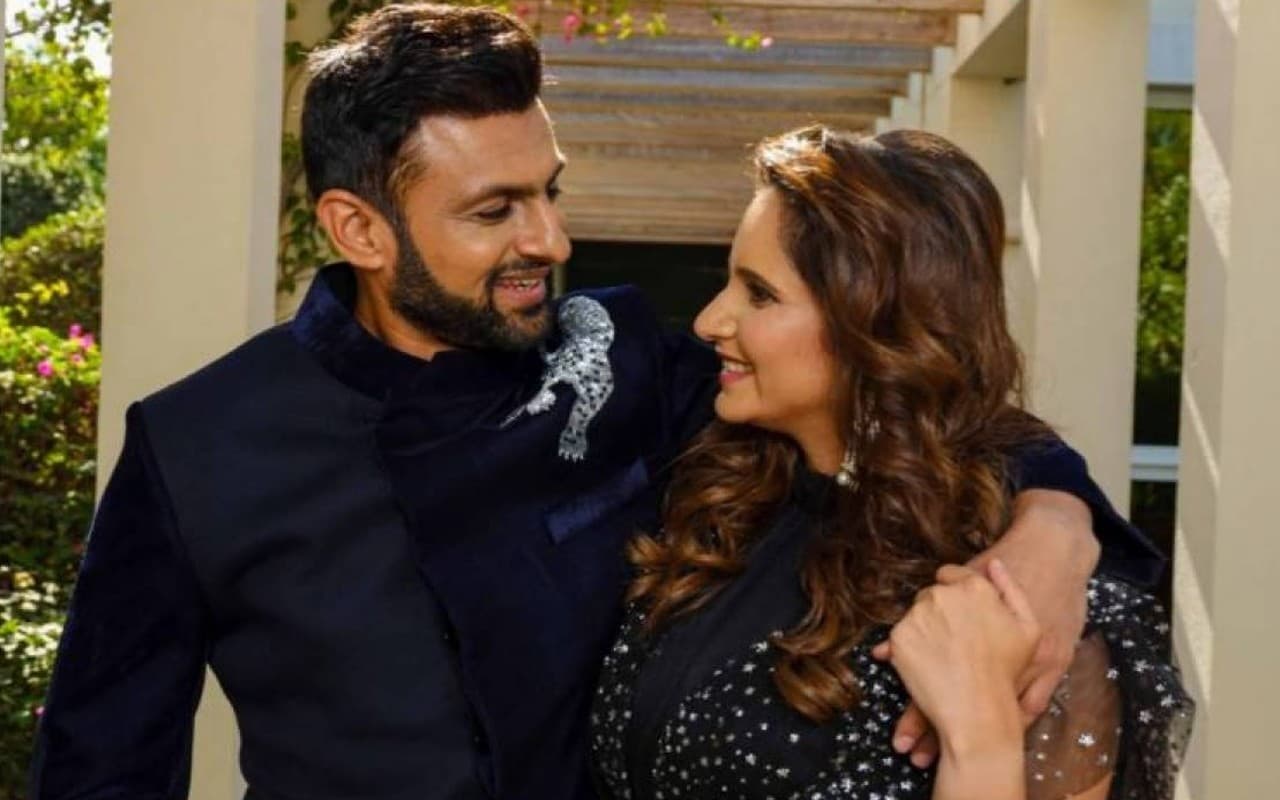 सानिया मिर्जा को जन्मदिन पर शोएब मलिक ने रोमांटिक अंदाज में किया विश, तलाक की खबरें हैं वायरल