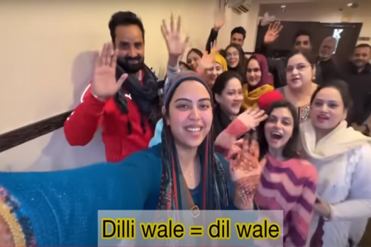 Saba Ibrahim ने दिल्ली में सनी संग जमकर की मस्ती, हजरत निजामुद्दीन दरगाह पर चढ़ाया चादर