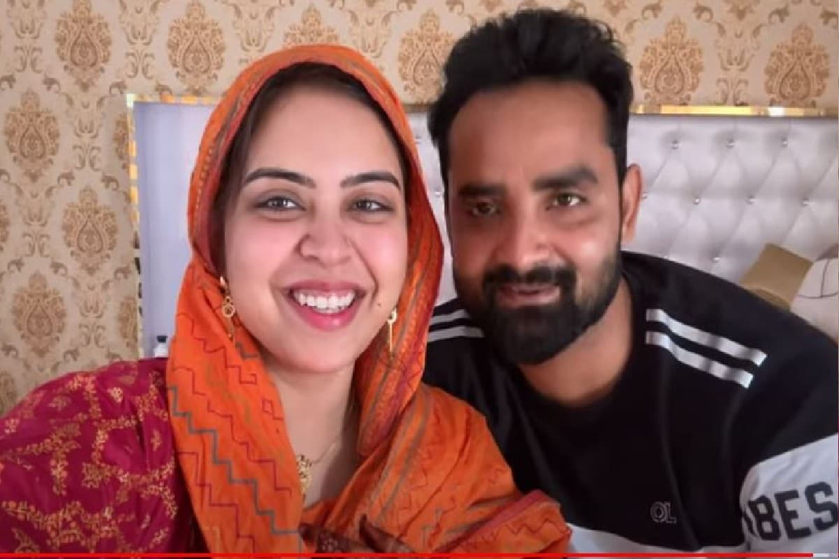 निकाह के बाद पति सनी संग कुछ इस तरह इठलाती दिखी सबा इब्राहिम, ससुराल में बनाया पहला डिश