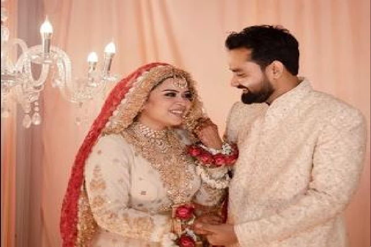 दीपिका कक्कड़ की ननद Saba Ibrahim की हुई शादी, निकाह की पहली तस्वीर आई सामने, सनी संग जमकर दिए पोज