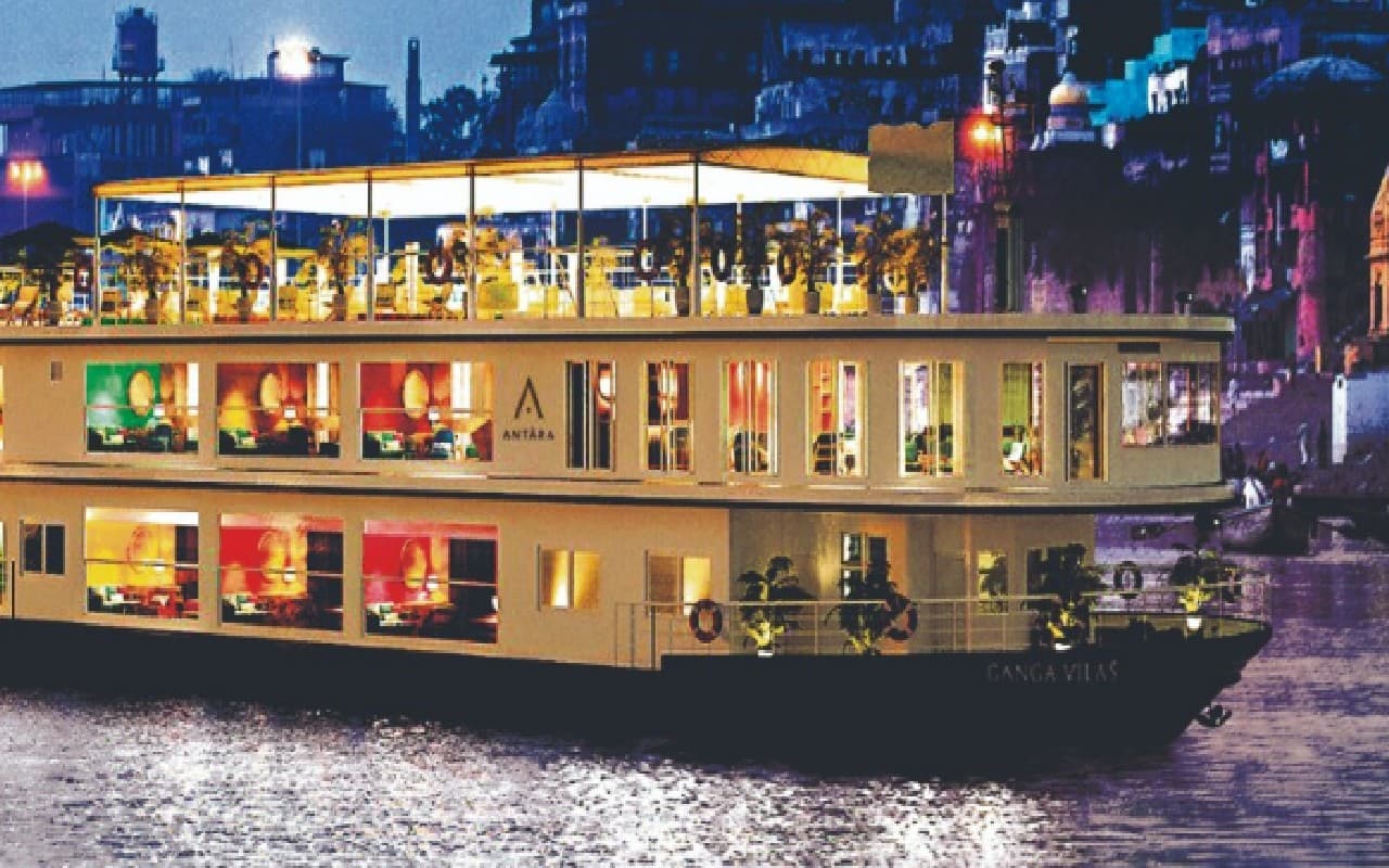 सबसे लंबे क्रूज में फाइव स्टार होटल जैसी मिलेंगी सुविधाएं, 50 पर्यटन स्थलों से होकर गुजरेगा, जानें खास बातें