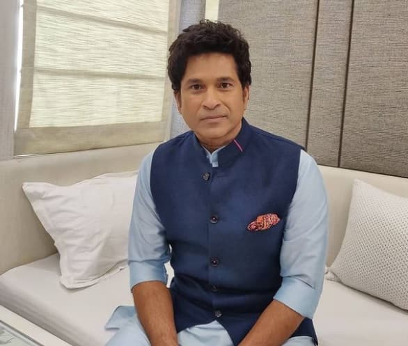 IND vs SA: बुमराह-शमी नहीं बल्कि सचिन तेंदुलकर को भाया टीम इंडिया का ये गेंदबाज, तारीफ में कह दी बड़ी बात