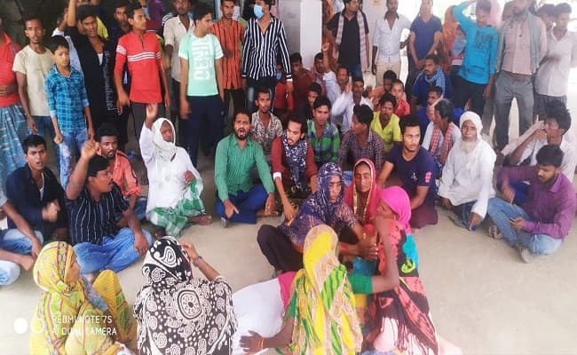 खेसारी के प्रोग्राम के बाद नवादा में अब आर्केस्ट्रा को लेकर दो गांव में भिड़ंत, कई घायल, जानें पूरा मामला