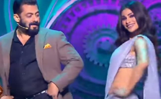 Bigg Boss 14 Weekend Ka Vaar : मौनी रॉय संग ठुमके लगाएंगे सलमान, एजाज खान के लिए विकास ने जोकर कार्ड किया 'कुर्बान', VIDEO