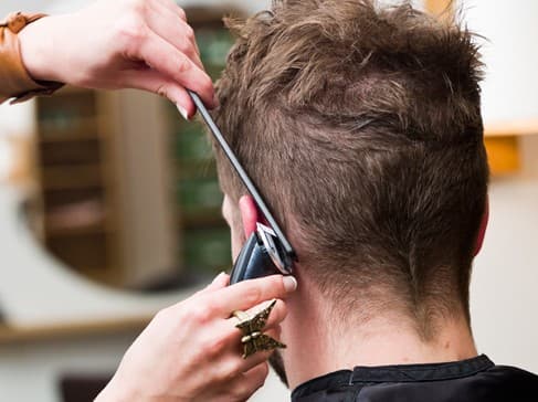 महाराष्ट्र में खुला सैलून और ब्यूटी पार्लर, सैलून में आने वाले ग्राहकों के लिए ये है तैयारी