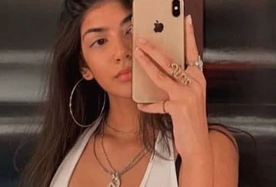 करिश्मा कपूर की बेटी समायरा खूबसूरती में अपनी मासी करीना कपूर को देती है टक्कर, देखें ये तसवीरें