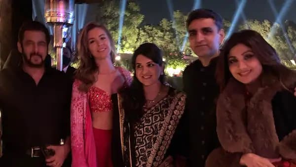 क्या हॉलीवुड एक्ट्रेस Samantha Lockwood को डेट कर रहे सलमान खान? एक्ट्रेस ने इसपर तोड़ी चुप्पी क्या हॉलीवुड एक्ट्रेस Samantha Lockwood को डेट कर रहे सलमान खान? एक्ट्रेस ने इसपर तोड़ी चुप्पी