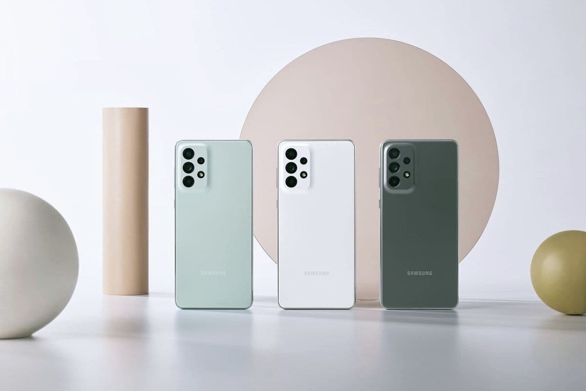 Samsung Galaxy A सीरीज के स्मार्टफोन्स को बेहद सस्ते में खरीदने का मौका, जानें क्या है ऑफर्स