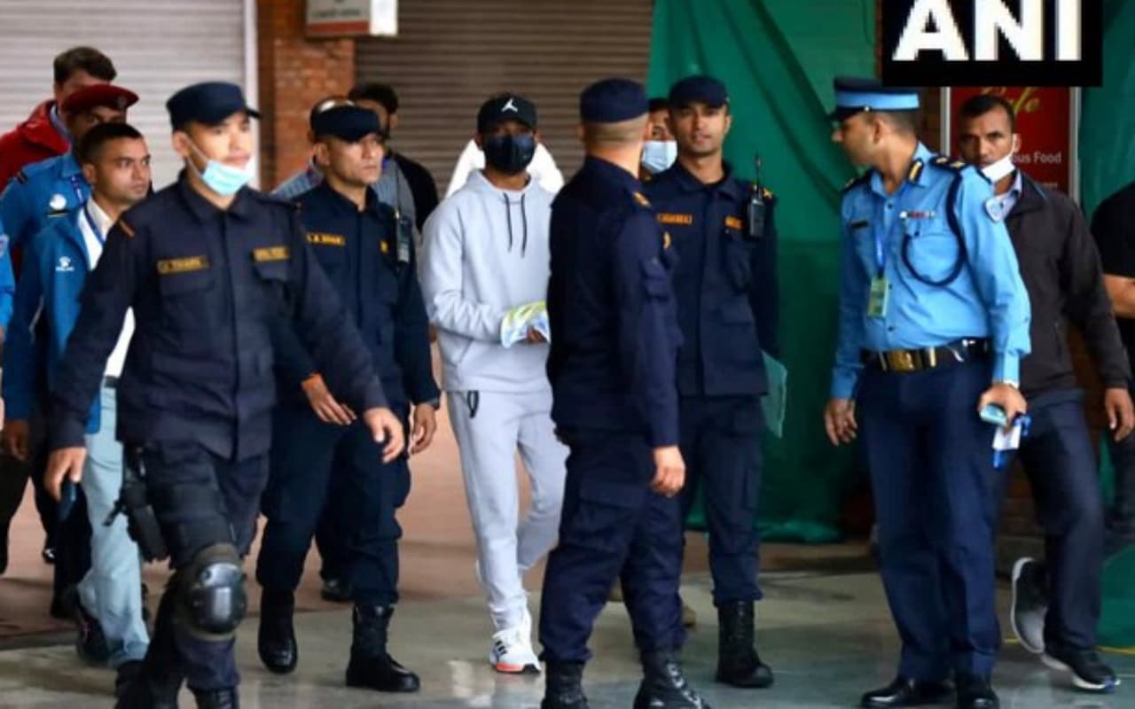 Sandeep Lamichhane: दुष्कर्म के आरोपी क्रिकेटर संदीप लामिछाने को मिली जमानत, विदेश यात्रा पर रोक