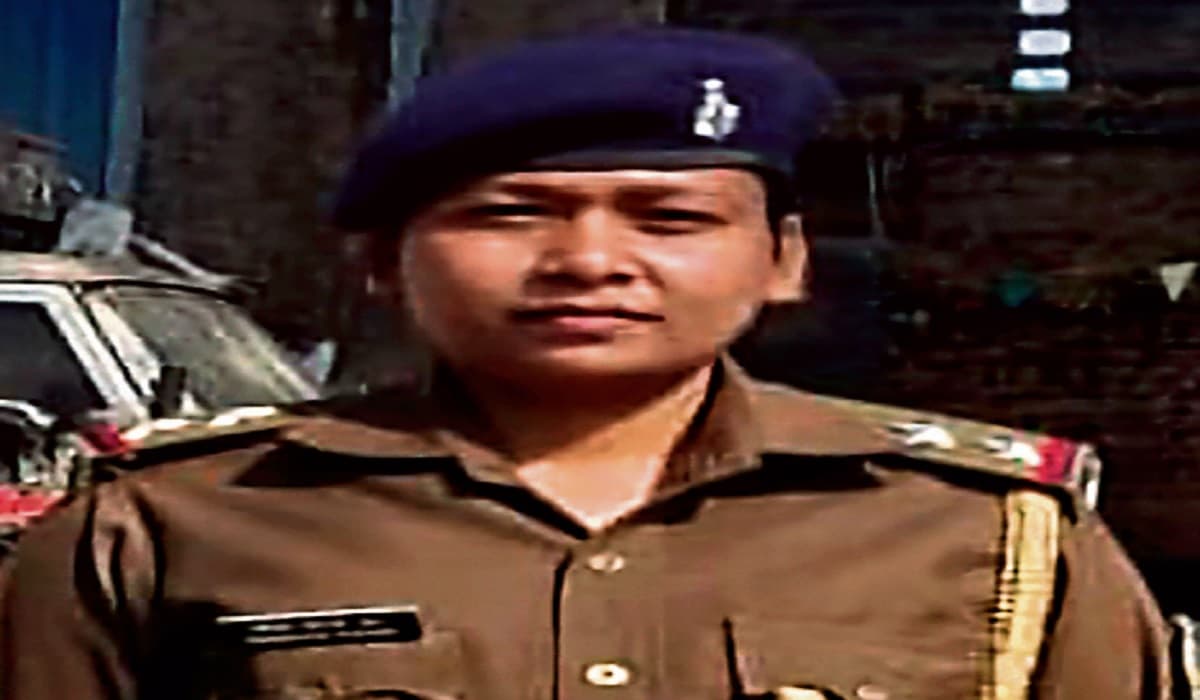 झारखंड : दारोगा संध्या टोपनो को वैन से कुचलने का आरोपी कांटाटोली से गिरफ्तार, लंबे समय से चल रहा था फरार