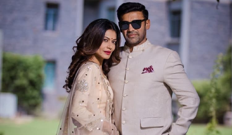 Exclusive: सलमान खान और ऋतिक रोशन को भी रिसेप्शन में संग्राम जी बुला रहे हैं- पायल रोहतगी