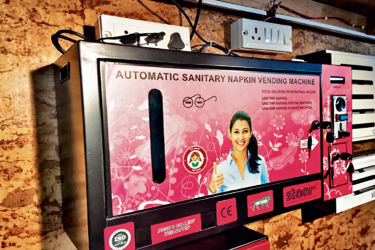 देवघर एम्स, सदर अस्पताल और गोड्डा में मिलेगी 1 रुपये में सेनेटरी पैड, जानें कैसे