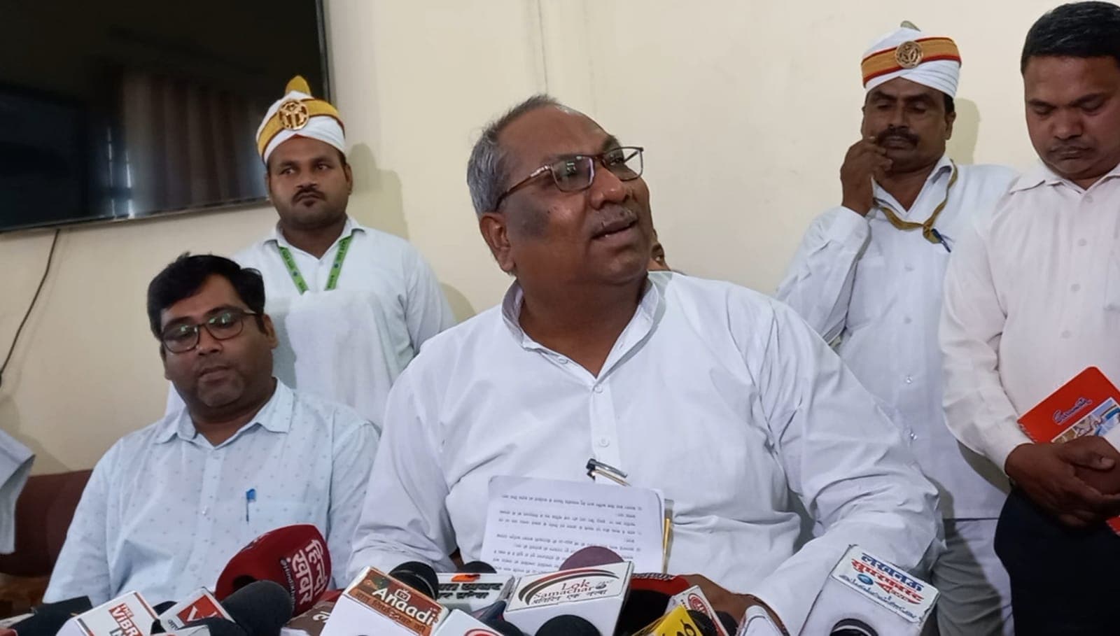 मछली पालन में सक्र‍िय माफि‍या पर गिरेगी गाज, मंत्री संजय न‍िषाद का दावा- आसान बनाएंगे मछली पालन व्‍यवसाय