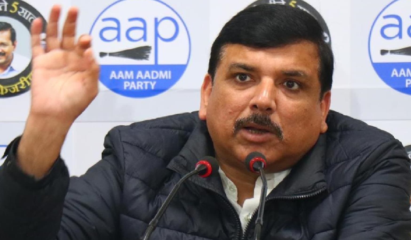 अगर कृषि कानून किसानों के भले के लिए हैं, तो आदित्यनाथ सरकार, पार्टी के सिंबल पर पंचायत चुनाव कराने से क्यों डर रही है : संजय सिंह