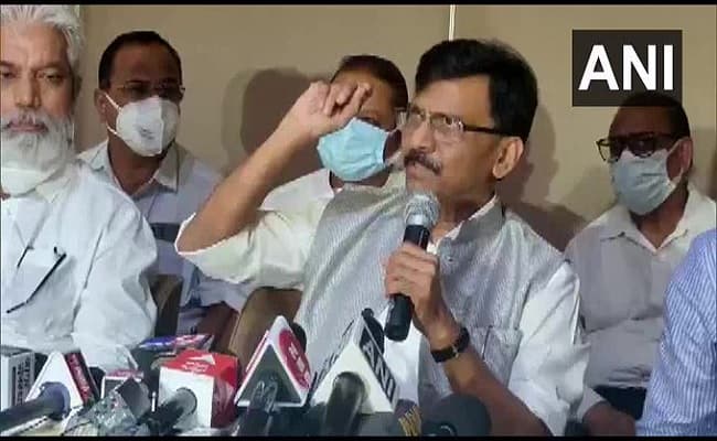 महाराष्ट्र में सीएम की कुर्सी पर खतरा!, शिवसेना सांसद संजय राउत बोले- पांच साल तक मुख्यमंत्री बने रहेंगे उद्धव ठाकरे