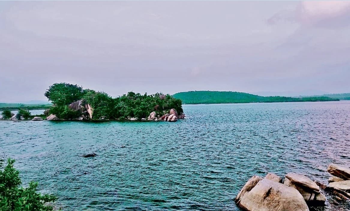 औसत से कम बारिश खतरे का संकेत, अब मॉनसून की खेती से आगे निकलना होगा