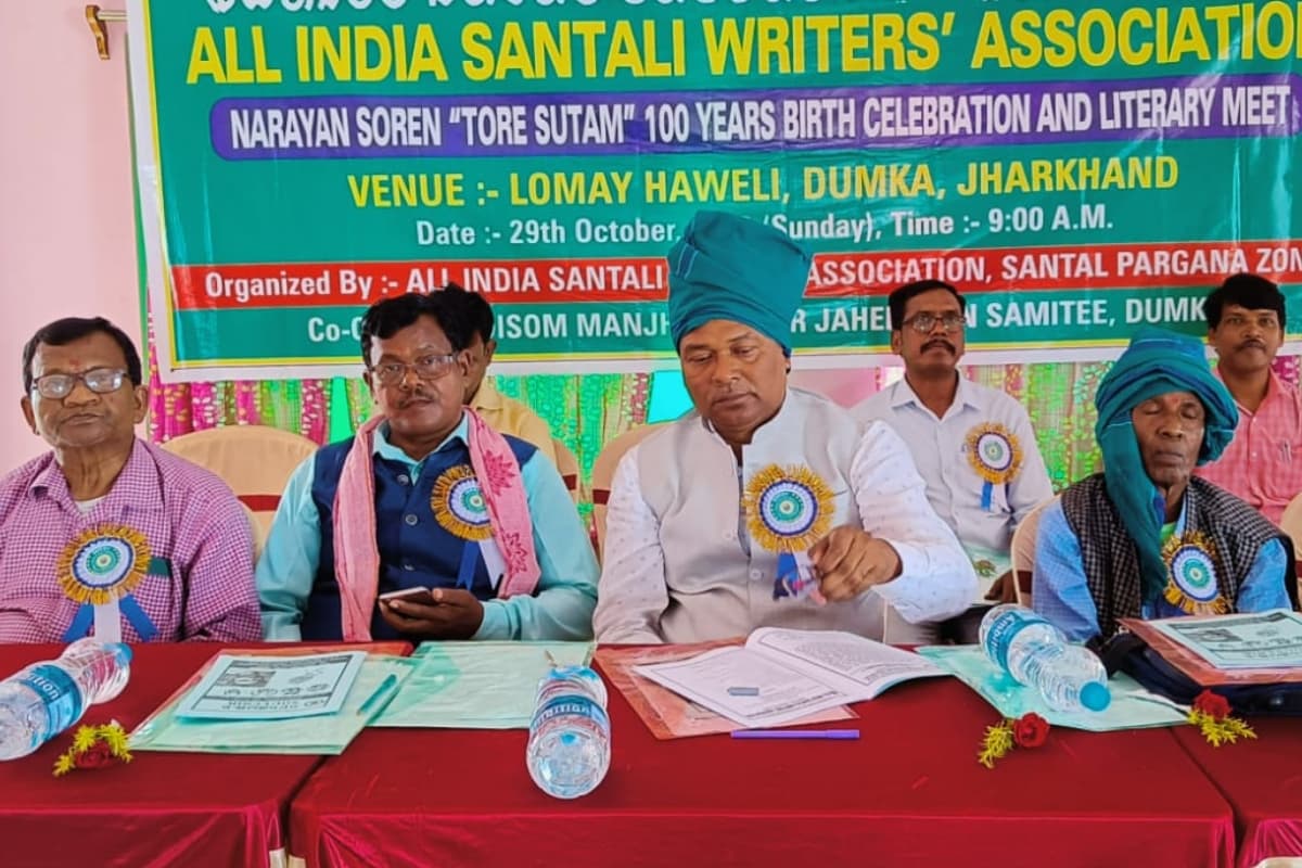 झारखंड: नाजीर हेंब्रम को मिला तोड़े सुताम स्मृति पुरस्कार, भैया हांसदा चासा व चुंडा सोरेन सिपाही को ये अवार्ड