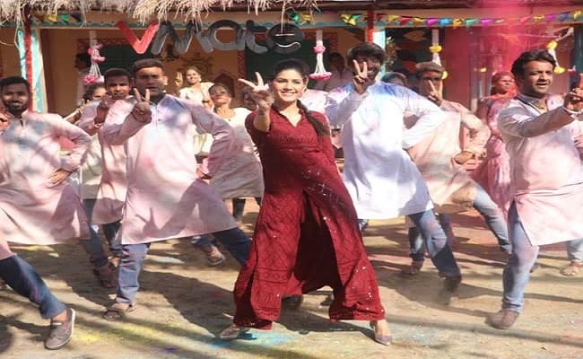 सपना चौधरी का नया होली म्यूजिक वीडियो सोशल मीडिया पर मचा रहा है धूम