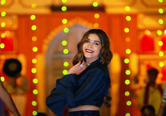 Sapna Choudhary Video: पति से ‘सोने की तगड़ी’ की डिमांड कर रही सपना चौधरी, देसी क्वीन का नया वीडियो रिलीज