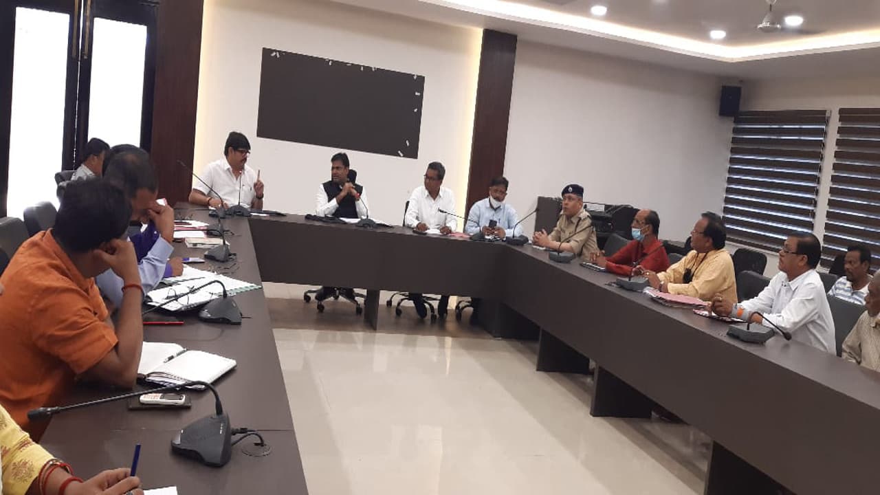 कोरोना की भेंट चढ़ा छऊ महोत्सव, सांकेतिक रूप से होंगे कार्यक्रम, जानें कब से शुरू हो रहा चैत्र पर्व