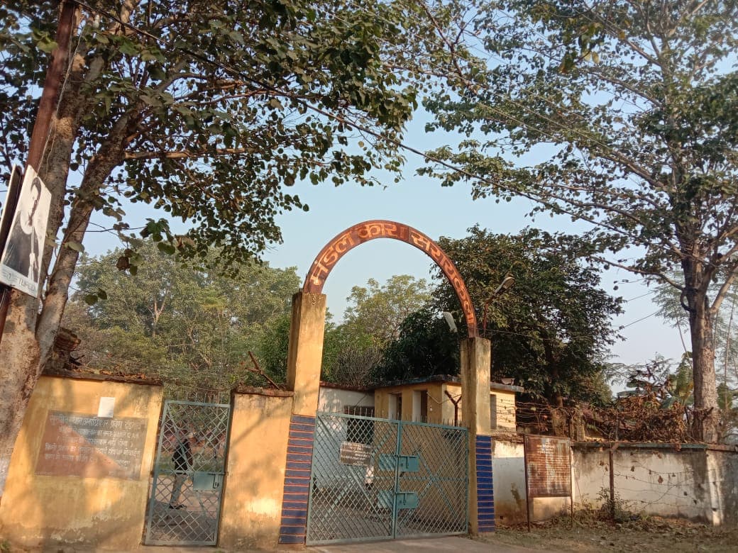 झारखंड के सरायकेला में जेल से फरार आरोपी गिरफ्तार, तीन पुलिसकर्मी सस्पेंड