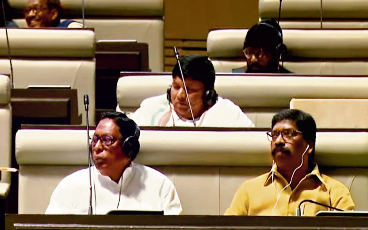 झारखंड सरकार की घोषणा, बड़े पैमाने पर शुरू होगी बहाली