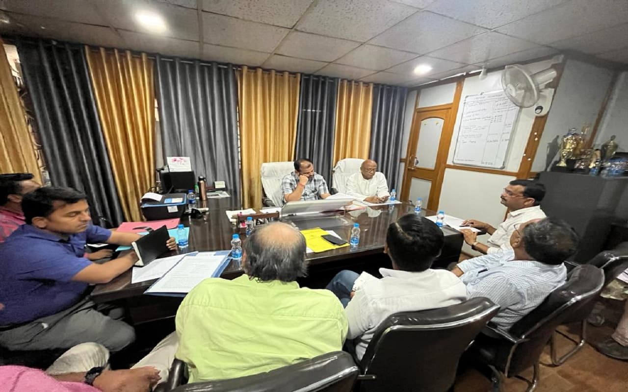 विधायक सरयू राय ने दिया बिरसानगर के लोगों को बिजली देने का प्रस्ताव, बागुननगर में जुस्को से जल्द मिलेगी बिजली