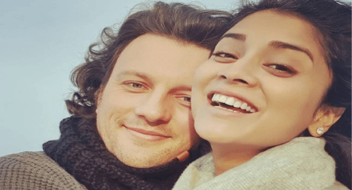 VIDEO : दृश्यम फेम श्रिया सरन 2020 में ही बन चुकी हैं मां, 1 साल बाद फैंस के साथ शेयर किया गुडन्यूज