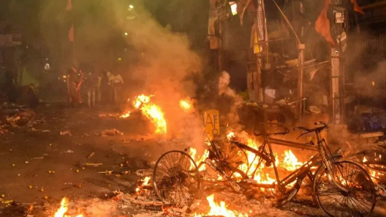 बिहार में बिगड़े सांप्रदायिक माहौल के बीच सासाराम में बम ब्लास्ट, 6 लोग घायल, जानें क्या है पुलिस का बड़ा दावा