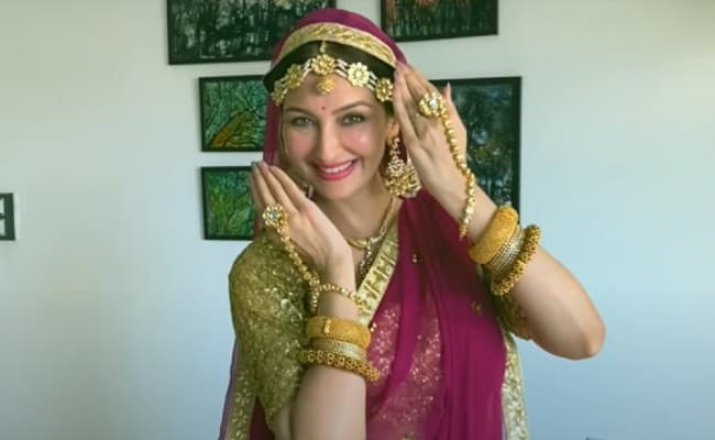 सौम्‍या टंडन ने घूमर सॉन्‍ग पर किया जबरदस्‍त डांस, बार बार देखा जा रहा है ये VIDEO