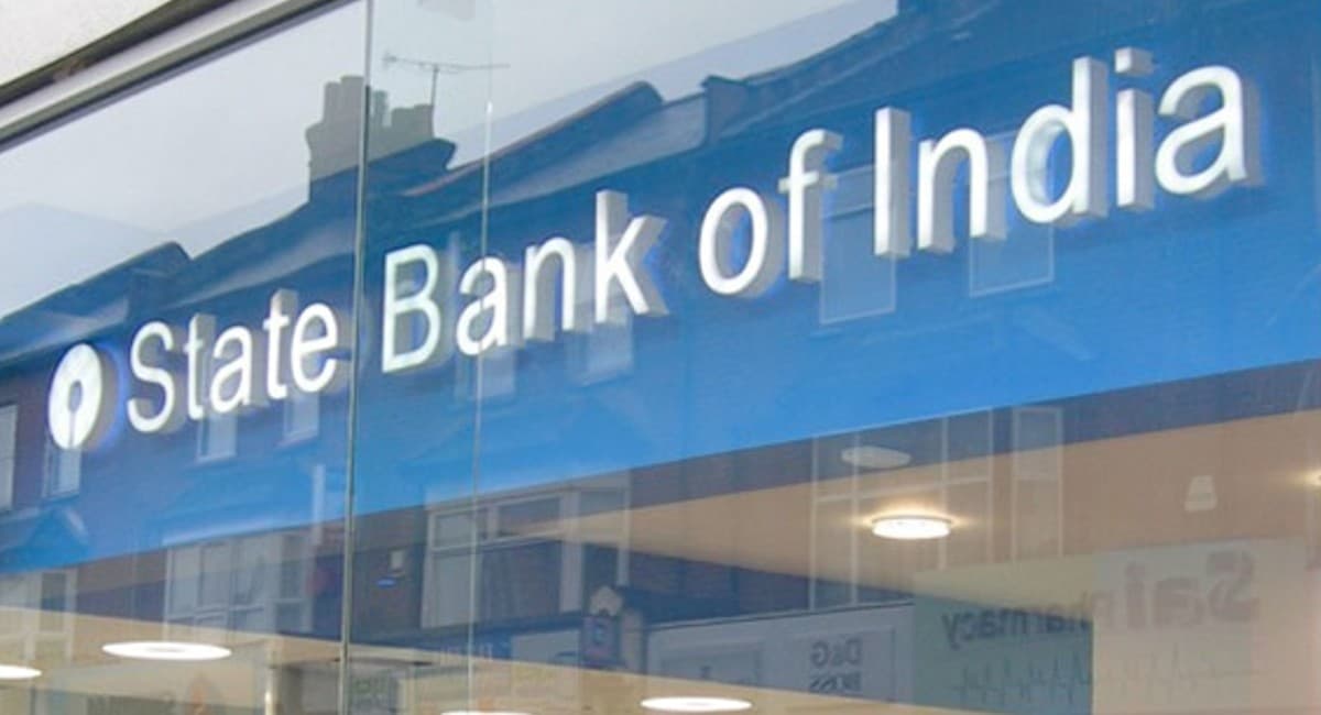 SBI ने अपने ग्राहकों को किया अलर्ट, 31 मार्च तक नहीं किया ये काम तो बैंकिंग सेवाएं हो सकती हैं बाधित